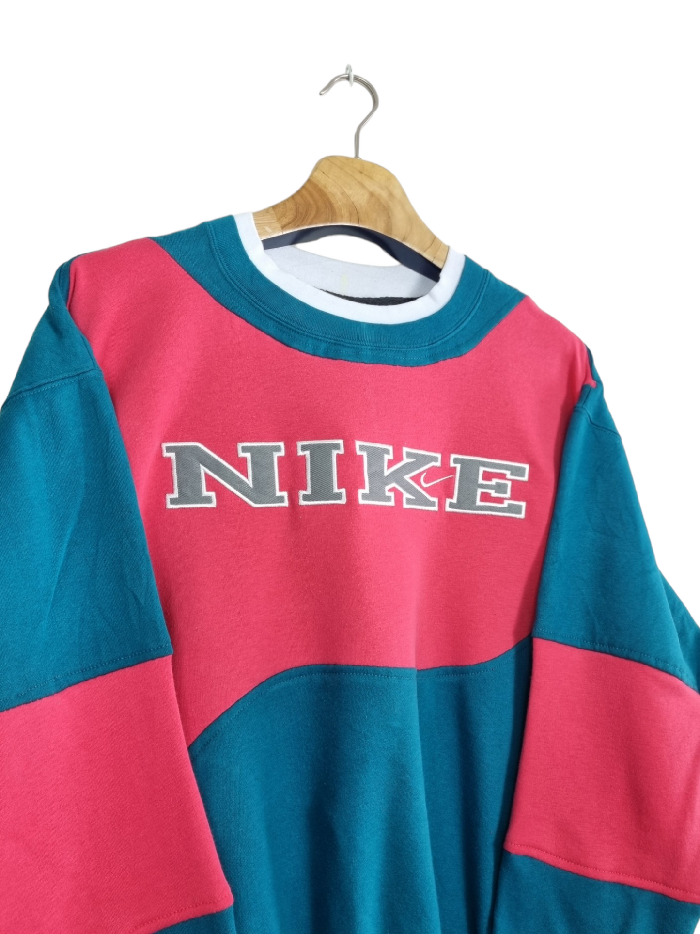 Nike 90s spell out sweater maat M