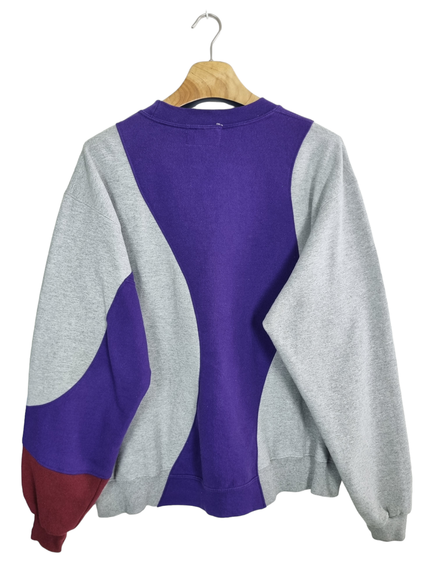 Champion chest logo sweater maat M