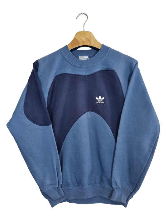 Adidas chest logo sweater maat S