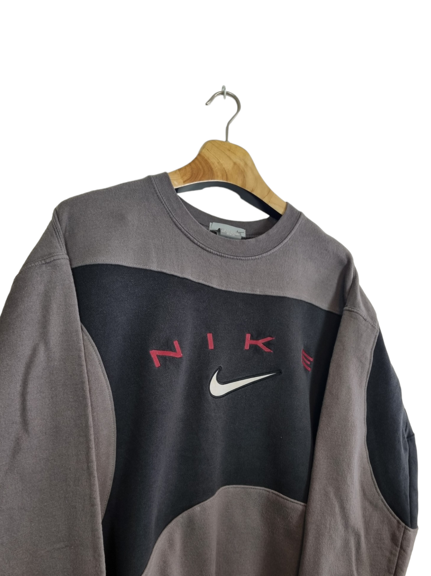 Nike Swoosh sweater maat M