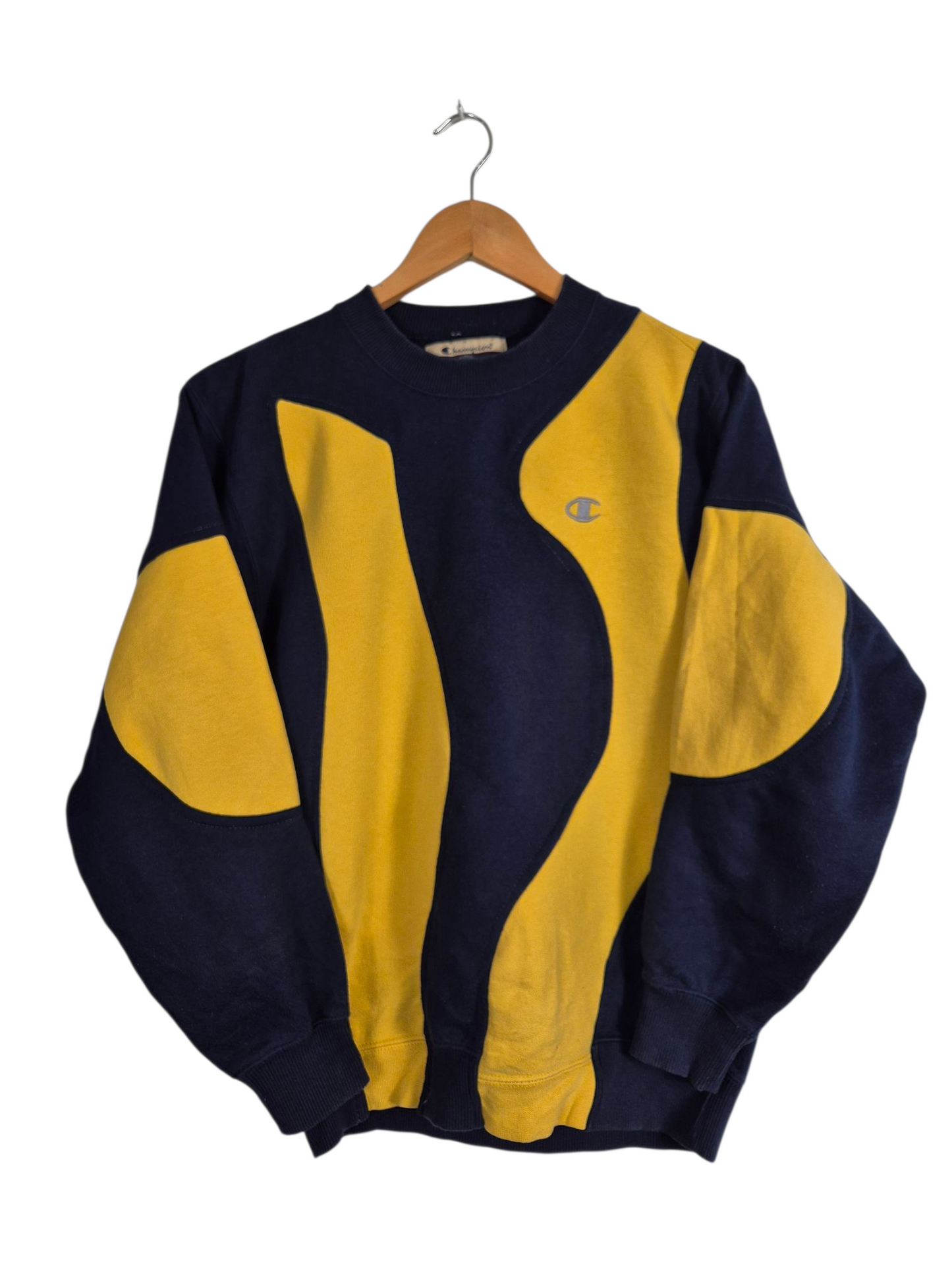 Champion chest logo sweater maat S