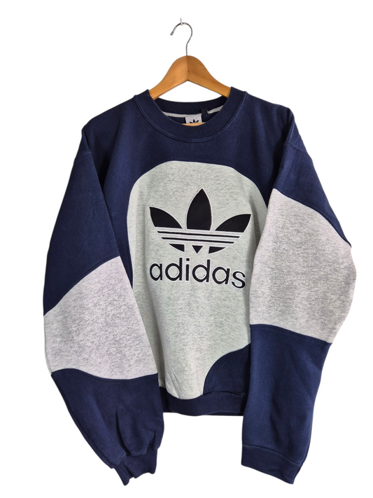 Adidas logo sweater maat M
