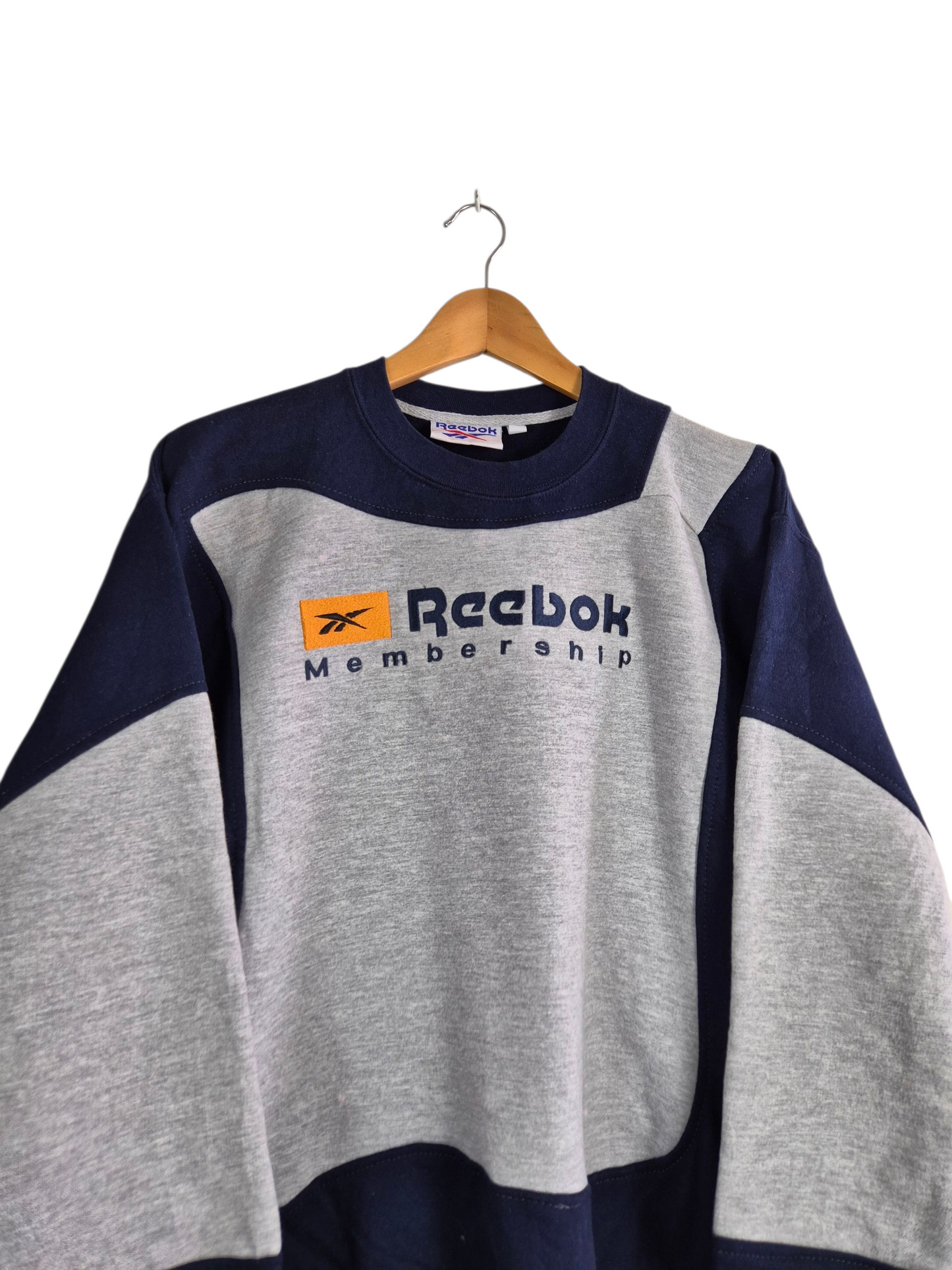 Reebok sweater maat M