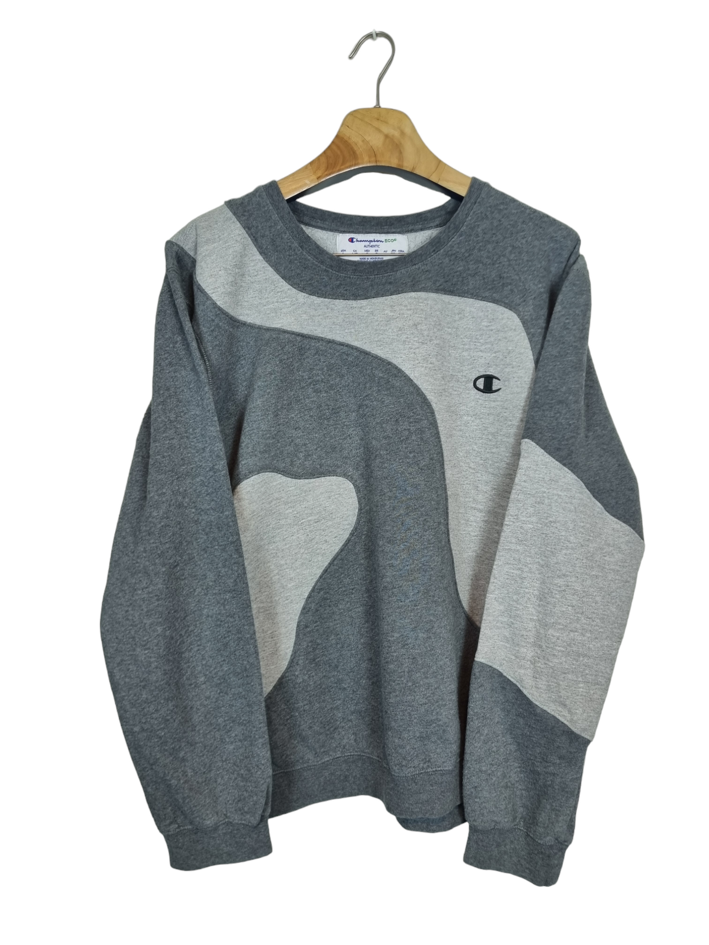 Champion chest logo sweater maat L