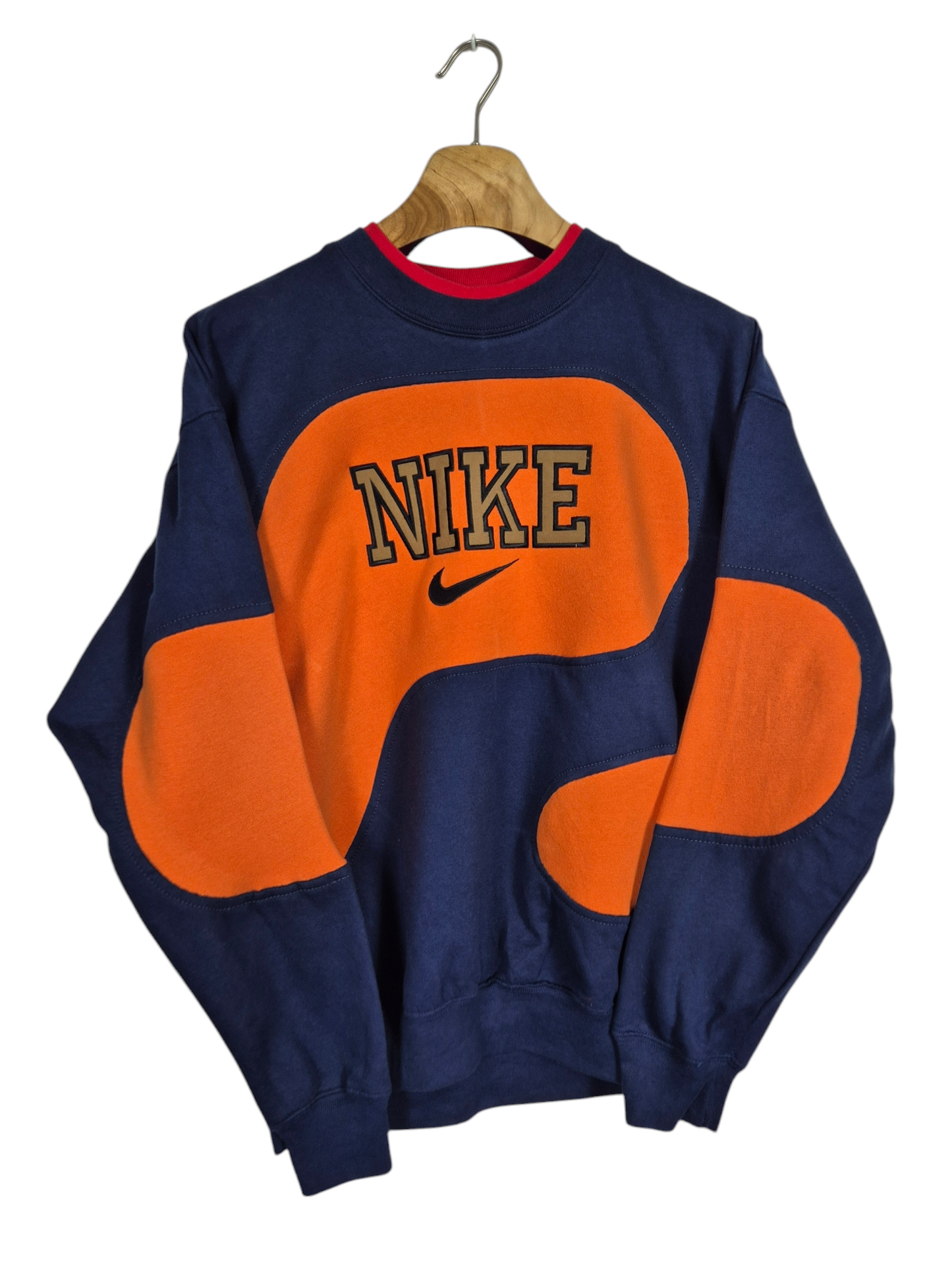 Nike spell out sweater maat M