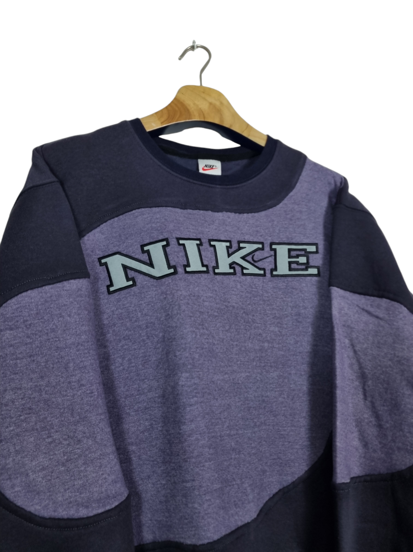 Nike 90s spell out sweater maat S