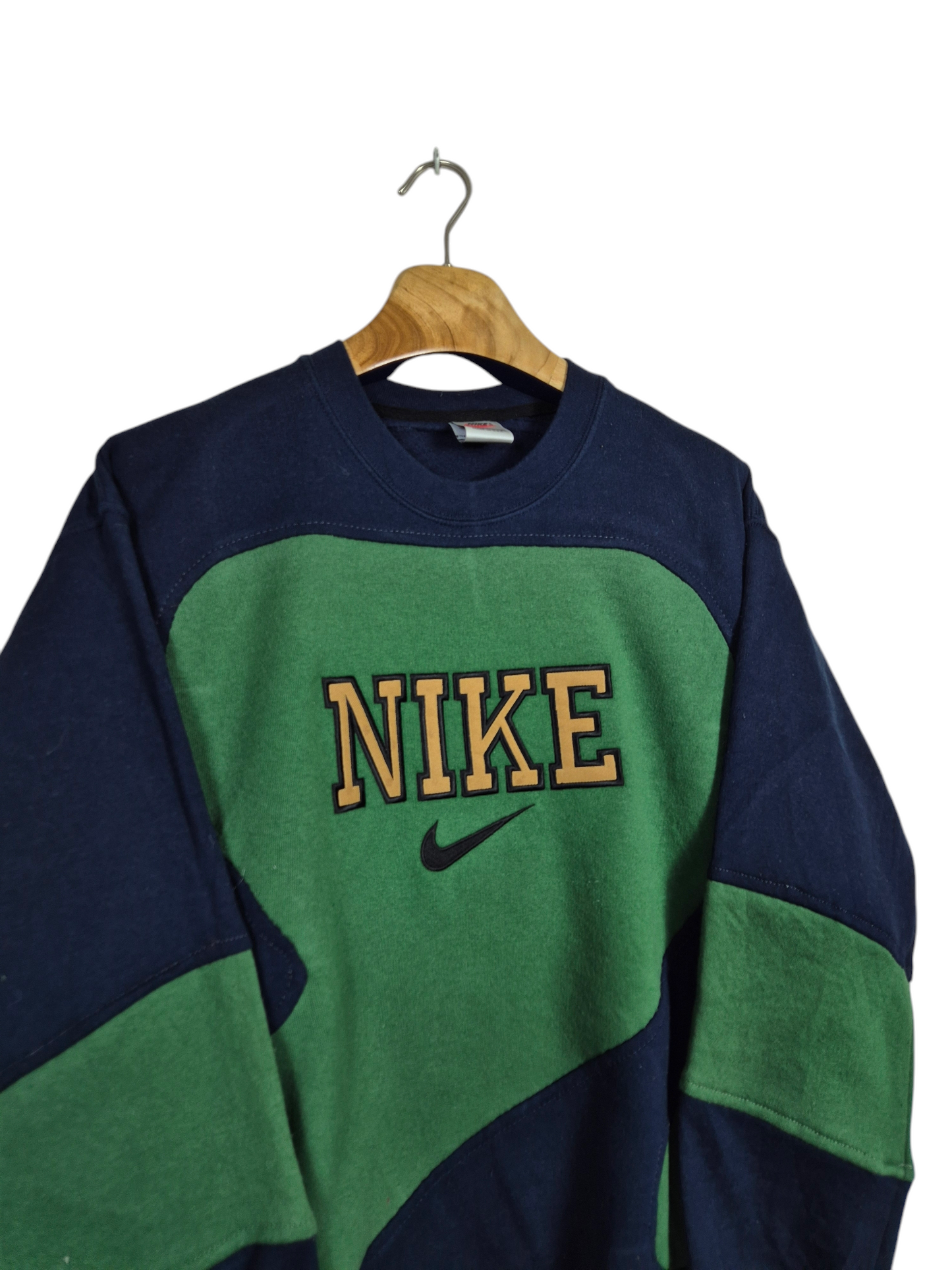 Nike 90s spell out sweater maat S