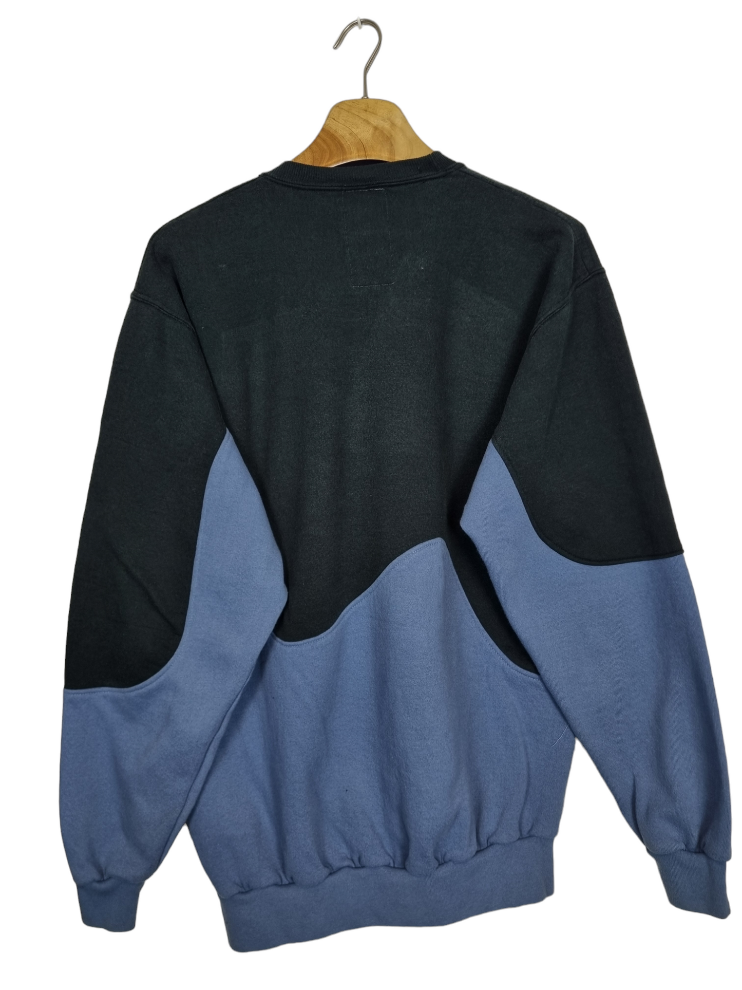 Adidas 90s equipment sweater maat L