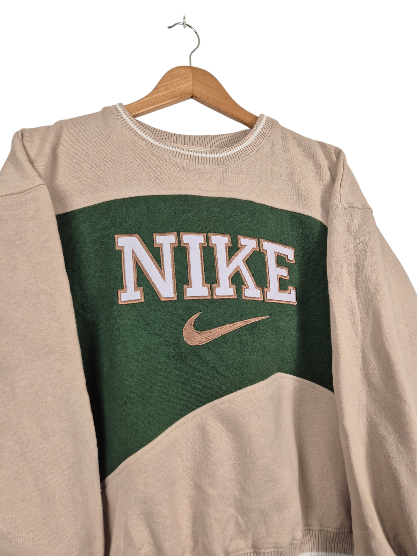 Vintage Nike spell out sweater maat M