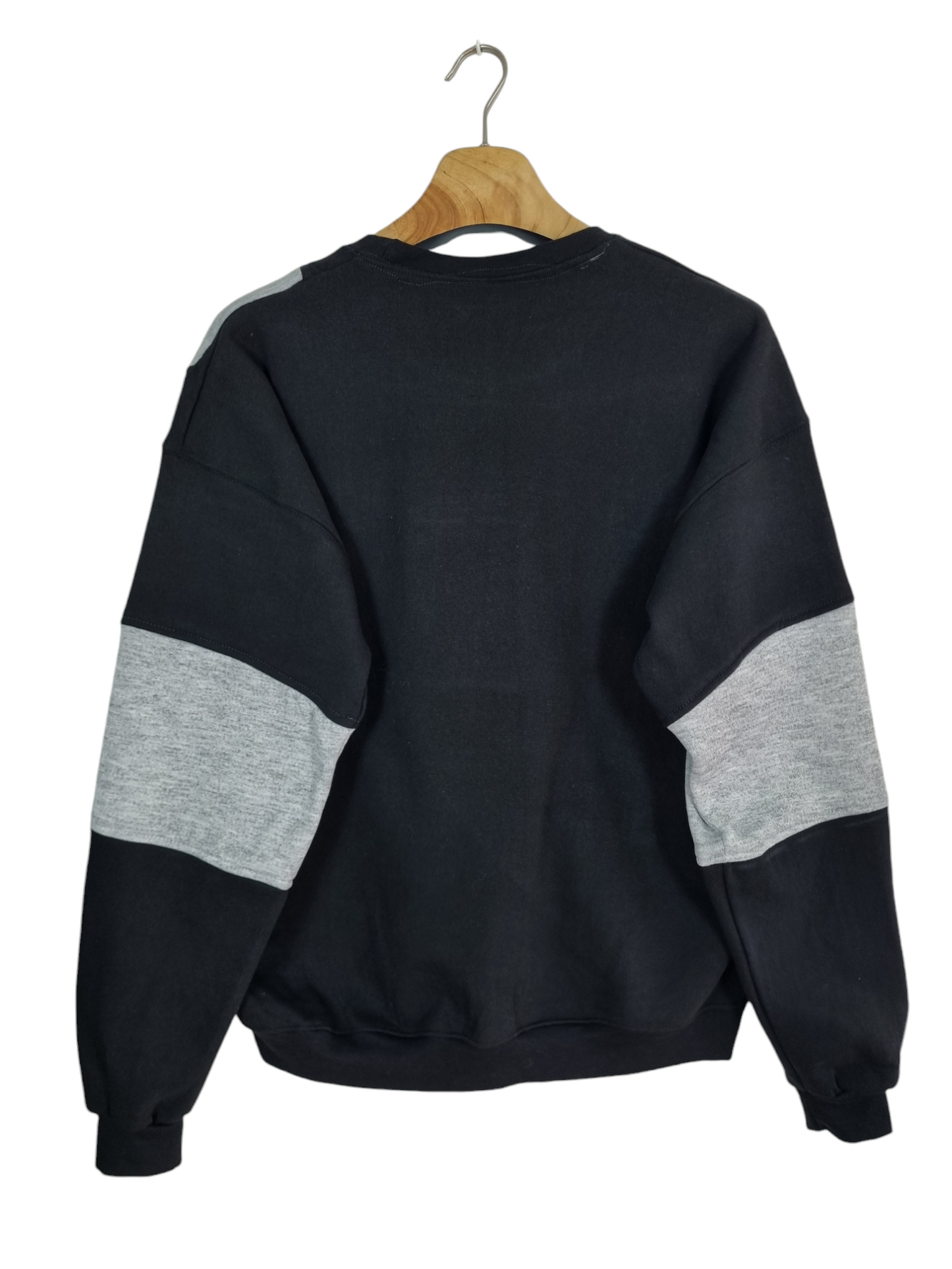 Nike 90s spell out sweater maat S