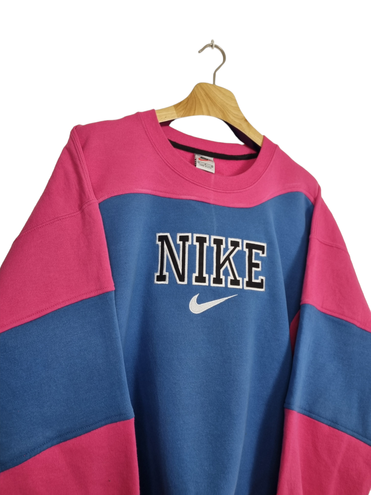 Nike 90s spell out sweater maat M