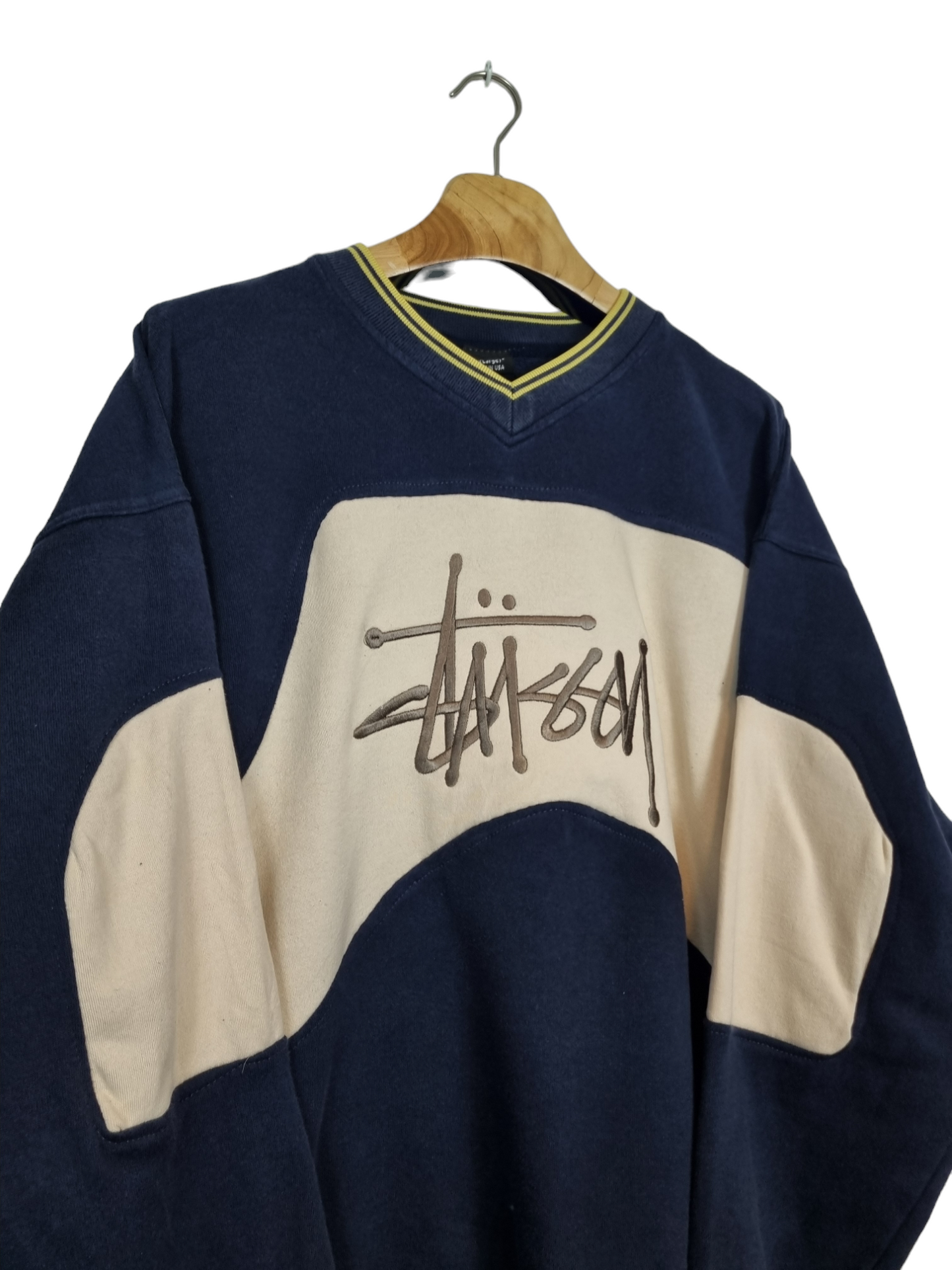 Stussy v-neck sweater maat L