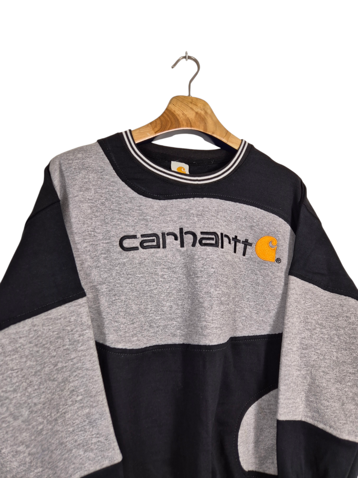 Carharrt sweater maat M