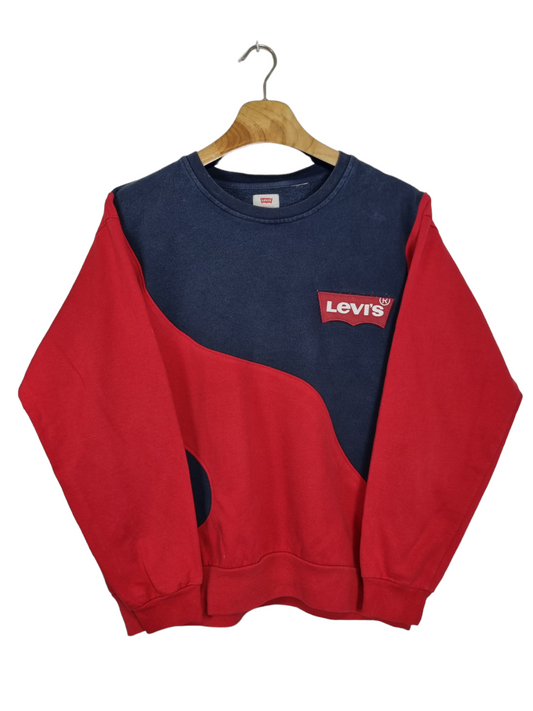 Levi's chest logo sweater maat M