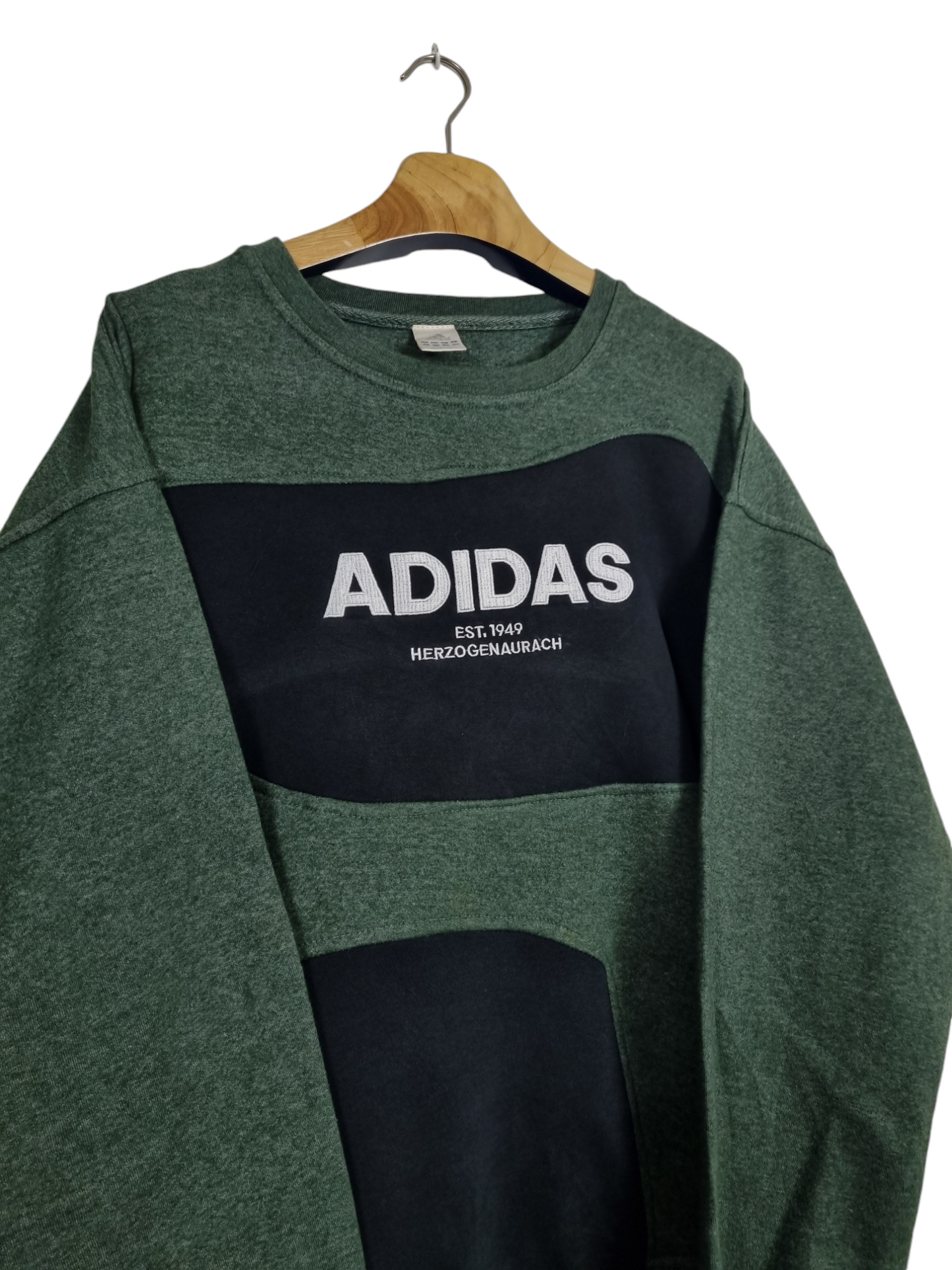 Adidas sweater maat XL