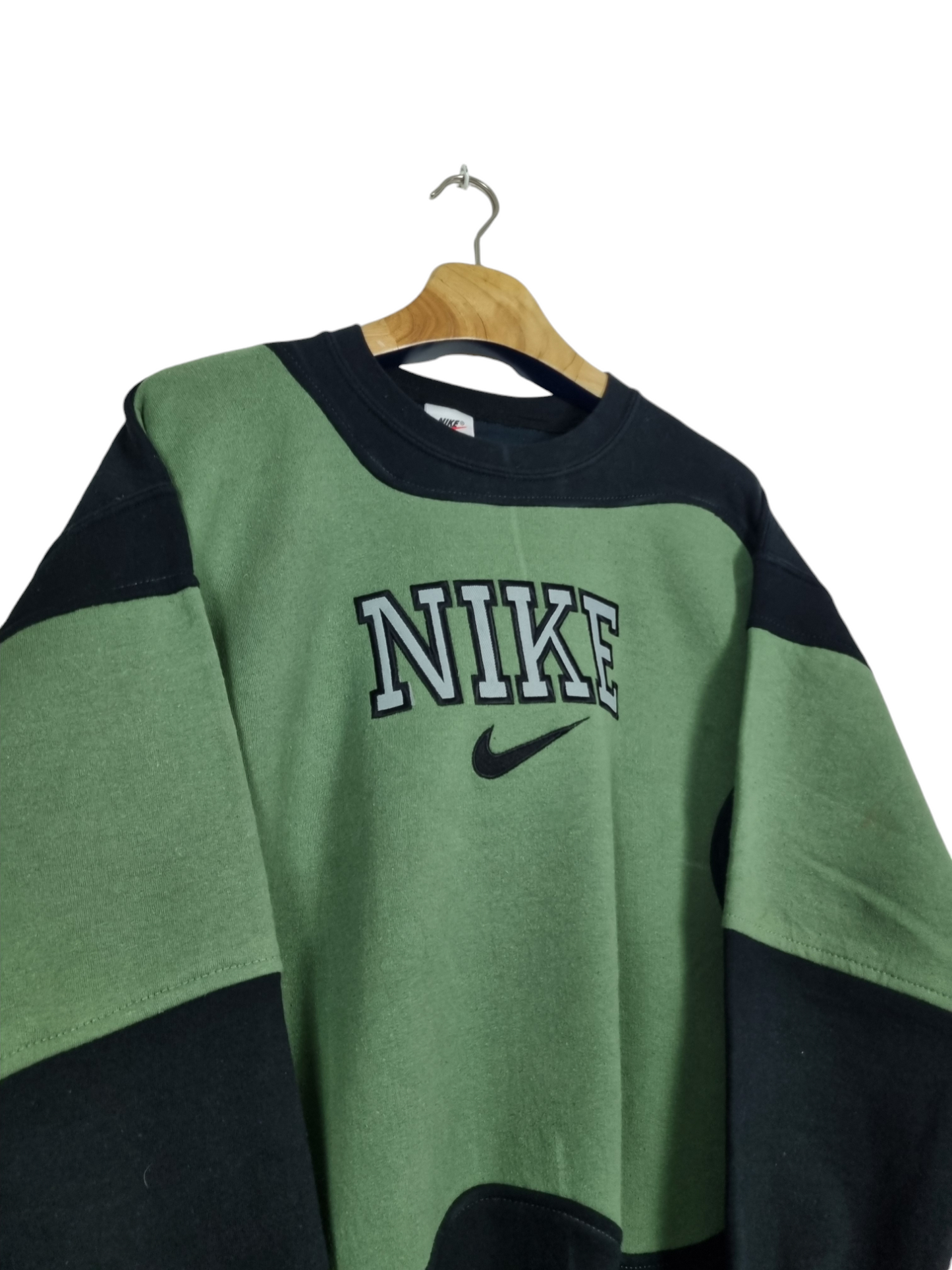 Nike 90s spell out sweater maat M