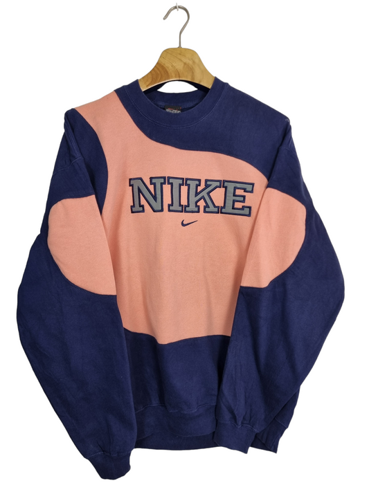 Nike spell out sweater maat L