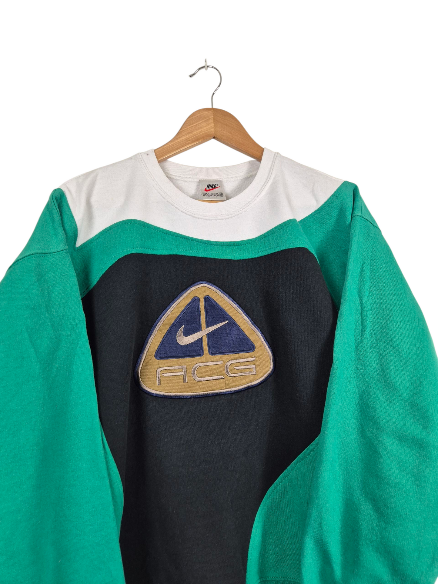 Nike ACG sweater maat  L