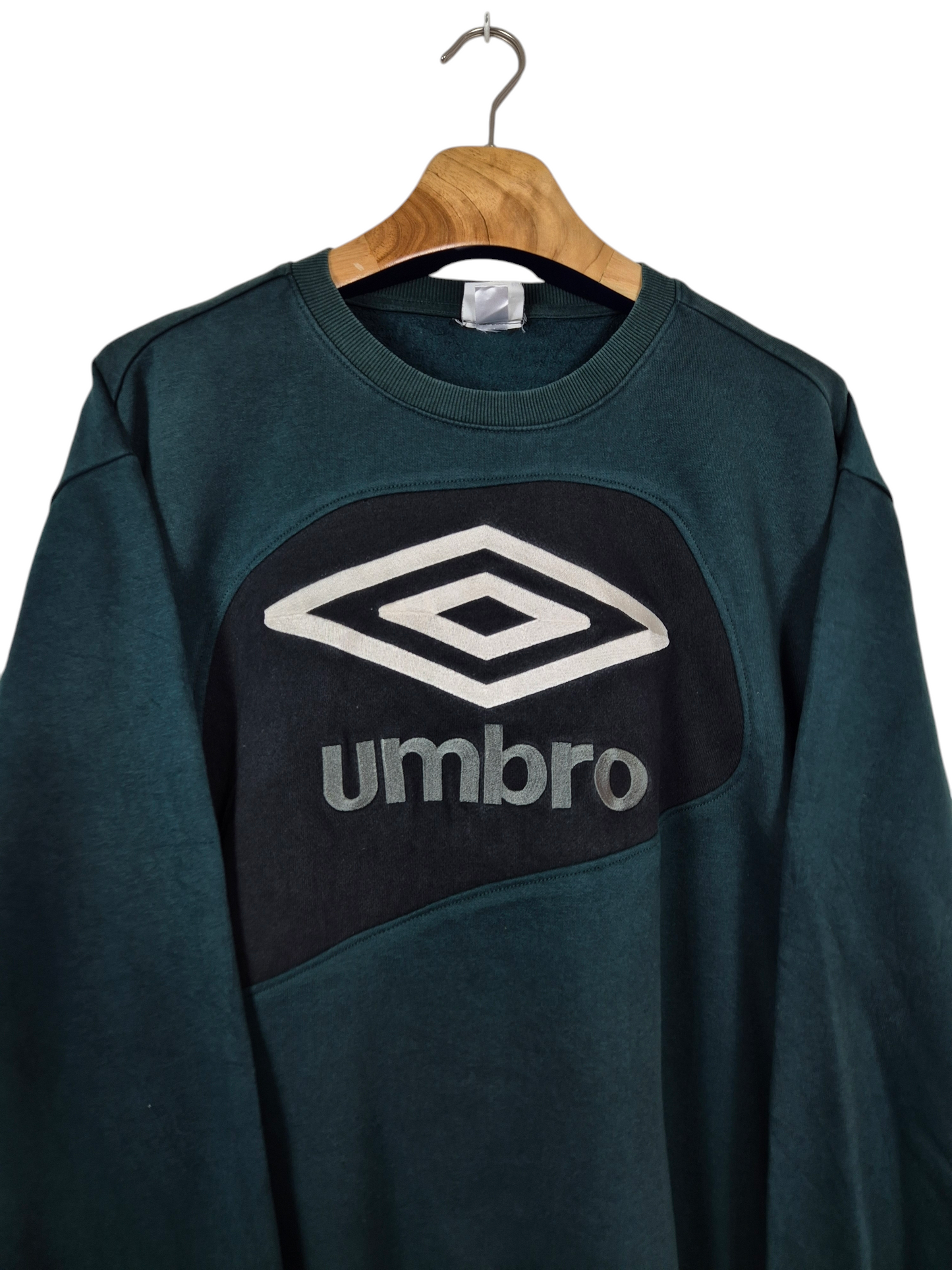 Umbro front logo sweater maat L