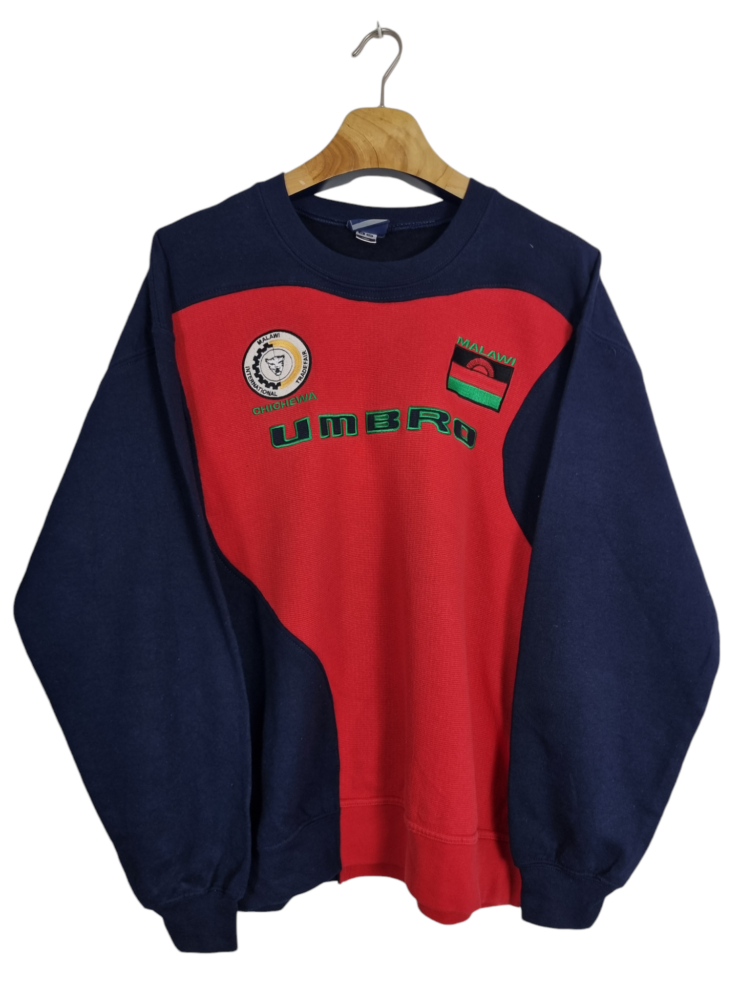 Umbro sweater maat L