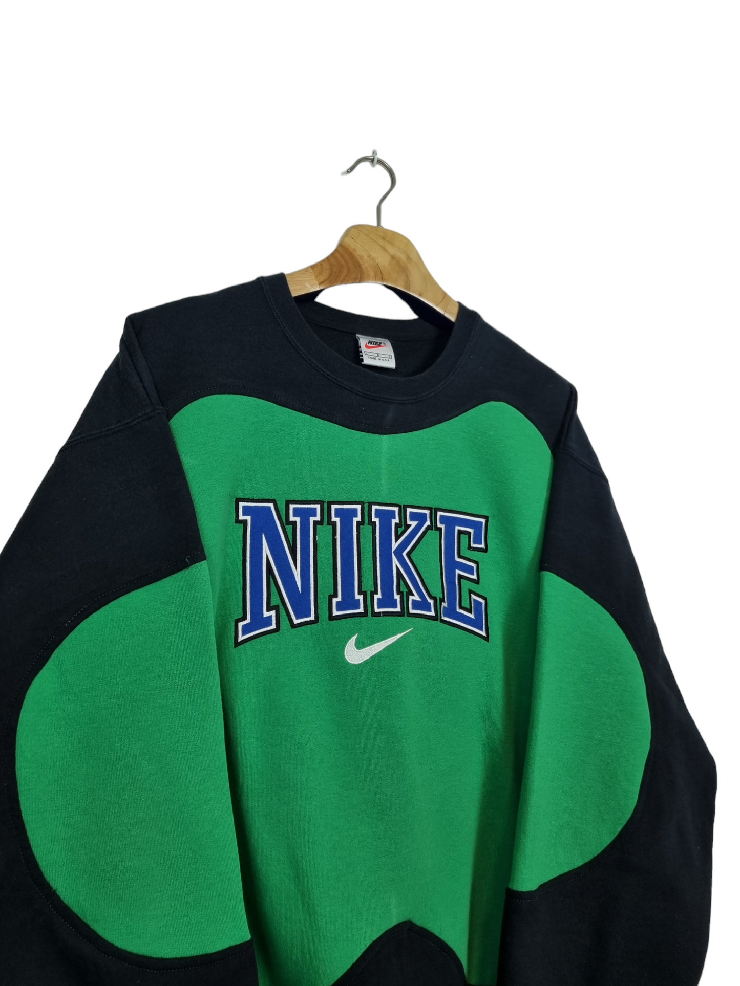 Nike 90s spell out sweater maat L