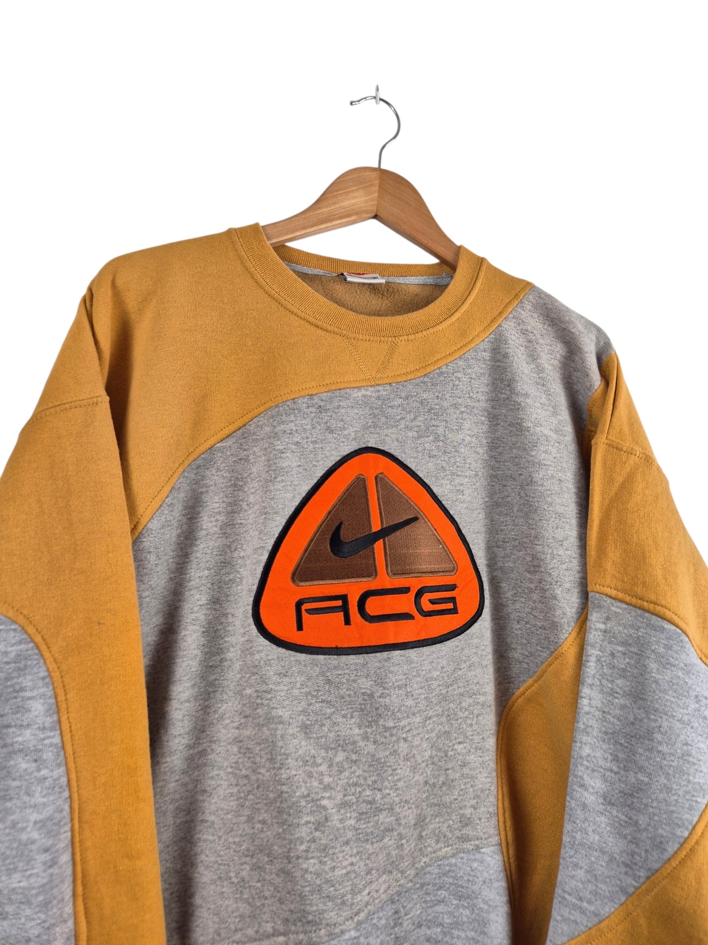 Nike 90s ACG sweater maat XL