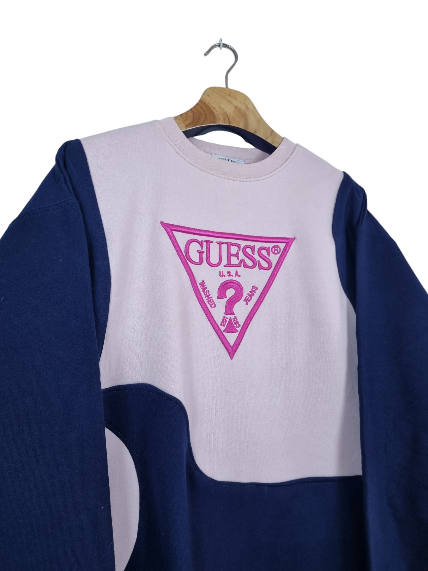 Guess logo sweater maat M