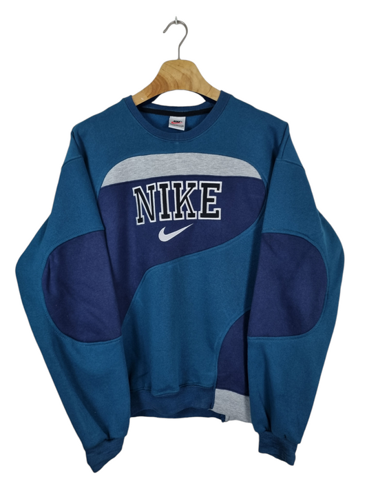 Nike 90s spell out sweater maat M