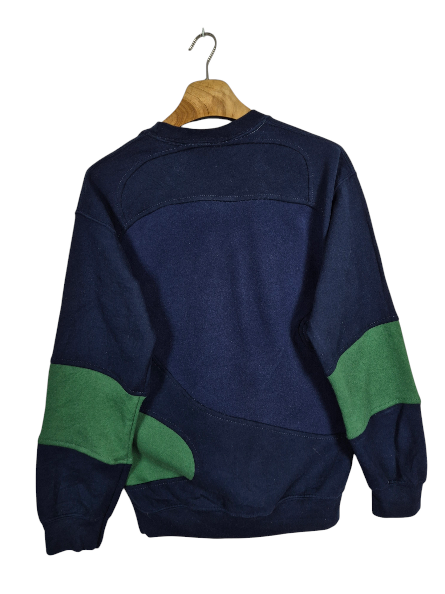 Nike 90s spell out sweater maat S