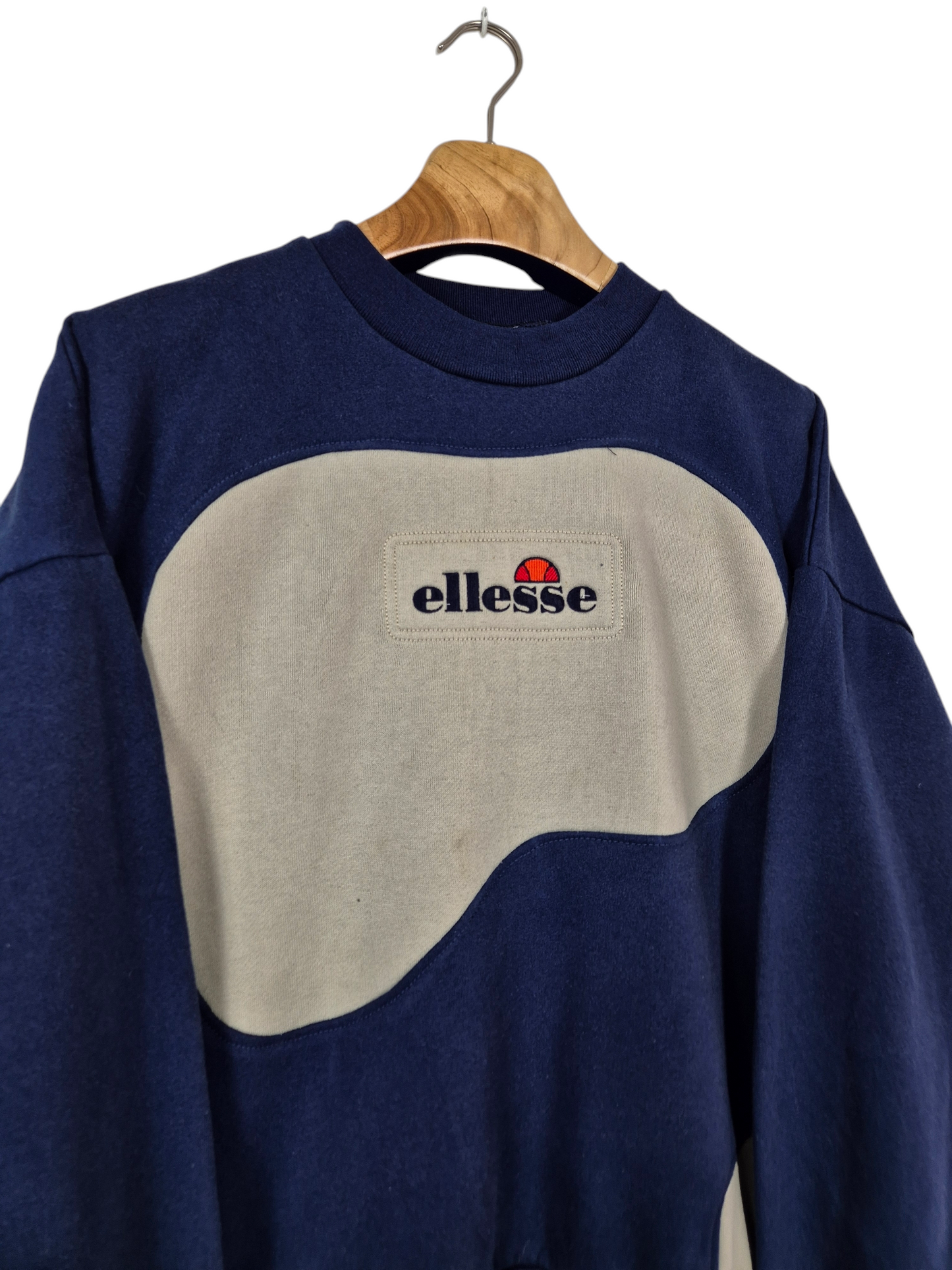 Ellesse sweater maat M