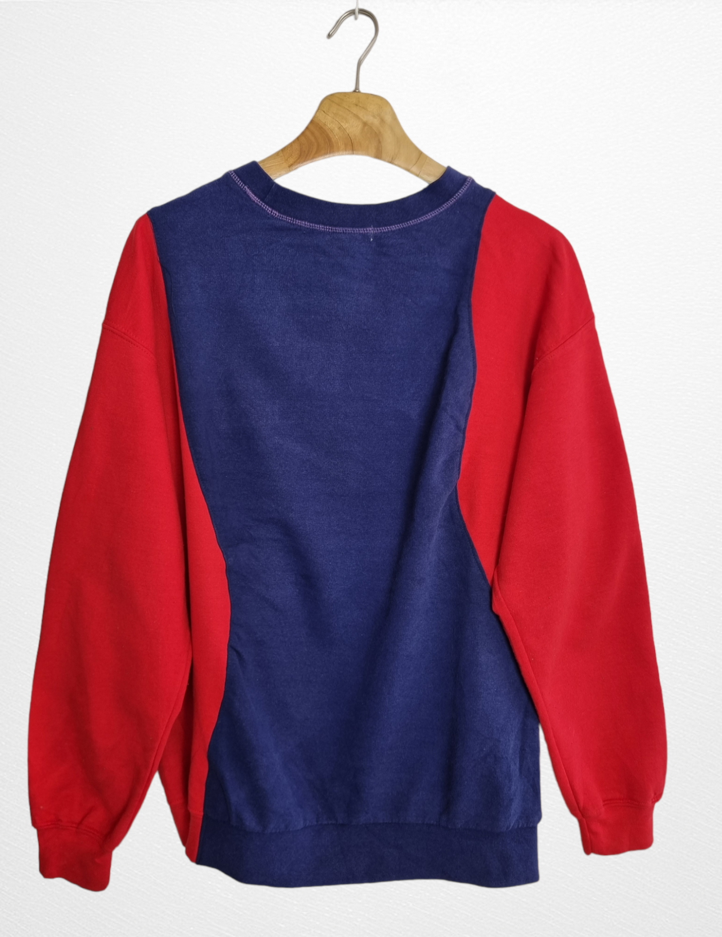 Nike spell out reworked sweater maat L