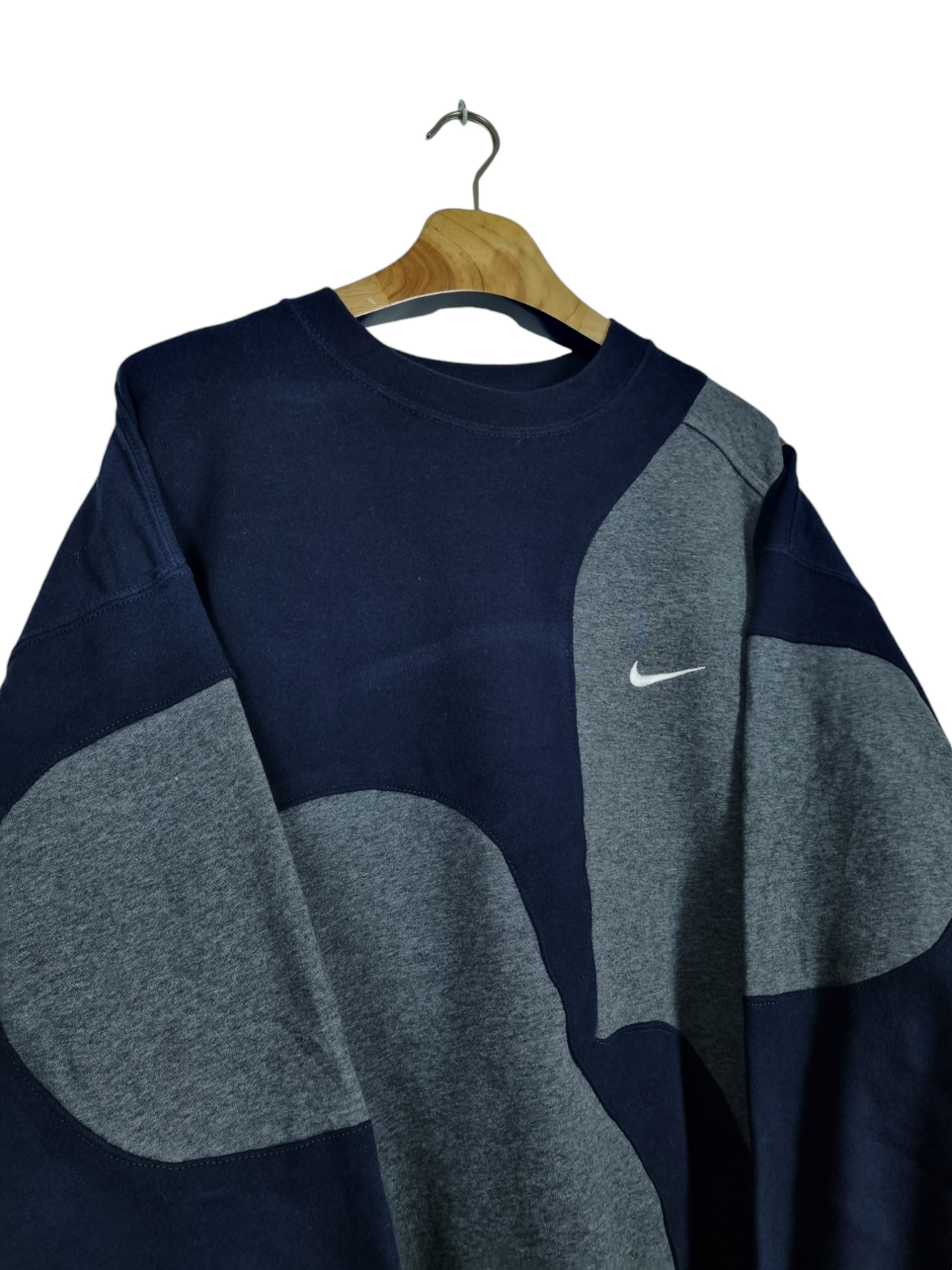 Nike chest swoosh sweater maat XL