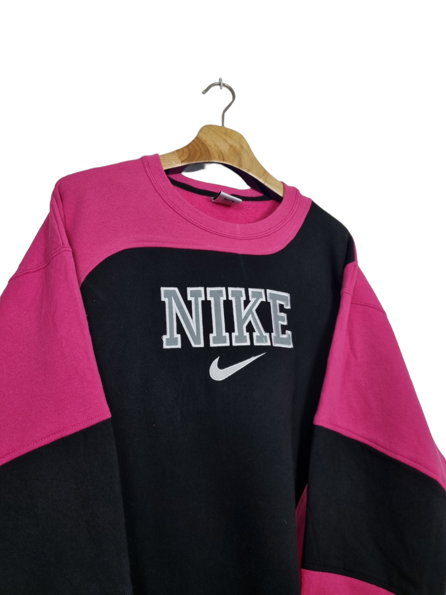 Nike 90s spell out sweater maat M