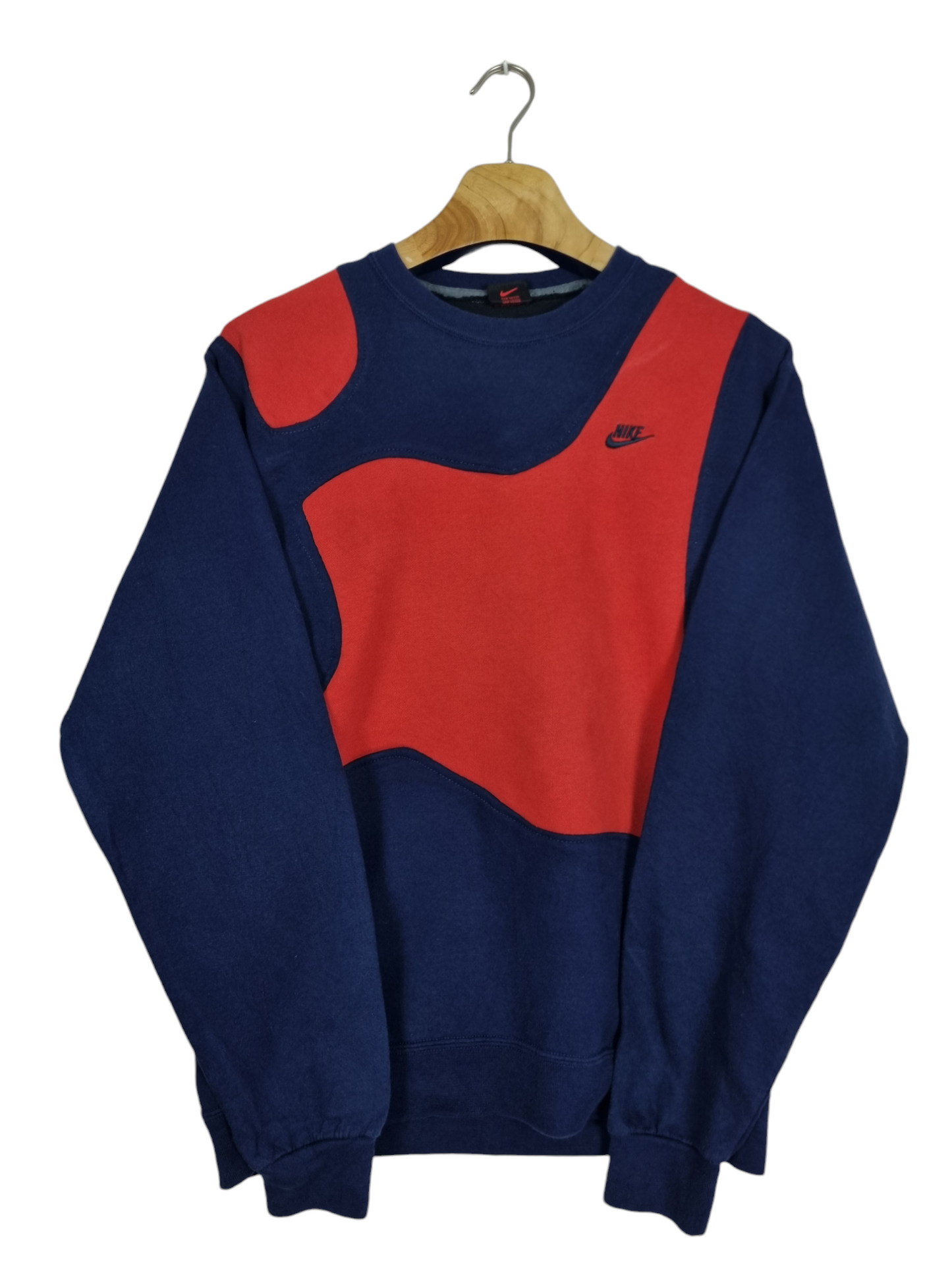 Nike chest logo sweater maat S