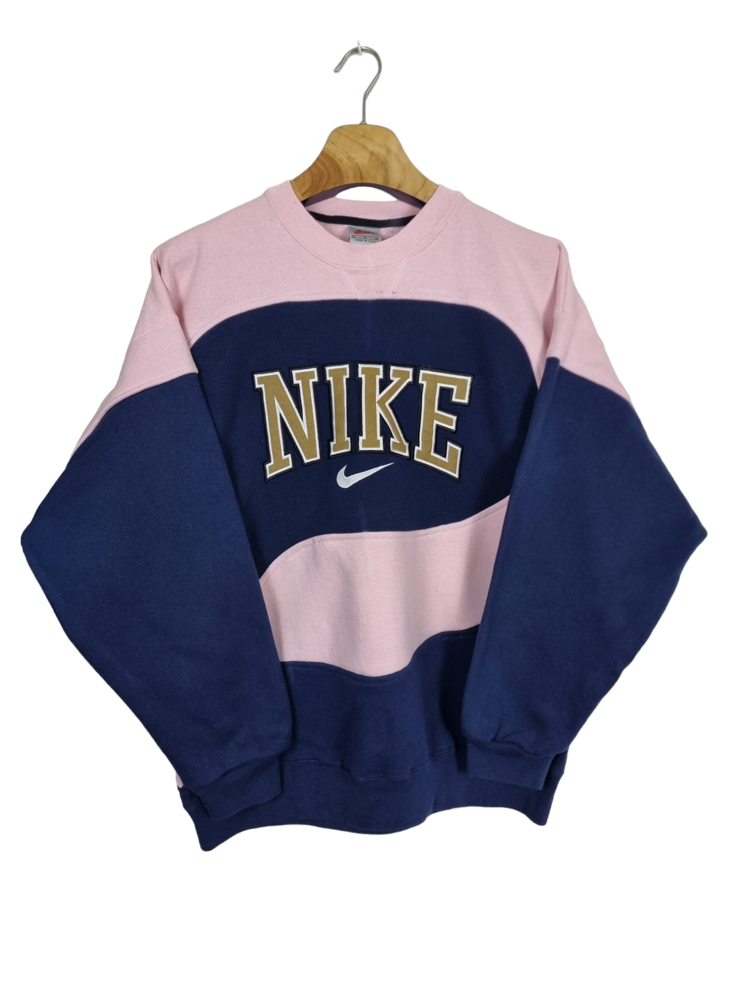 Nike 90s spell out sweater maat M