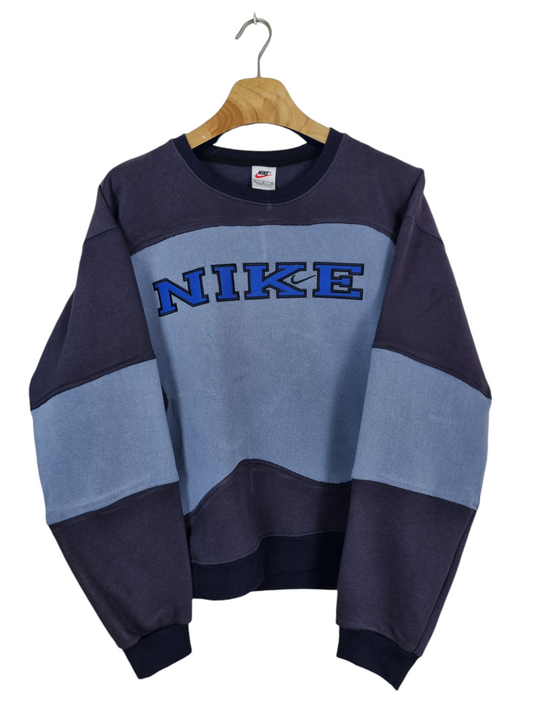 Nike 90s spell out sweater maat S