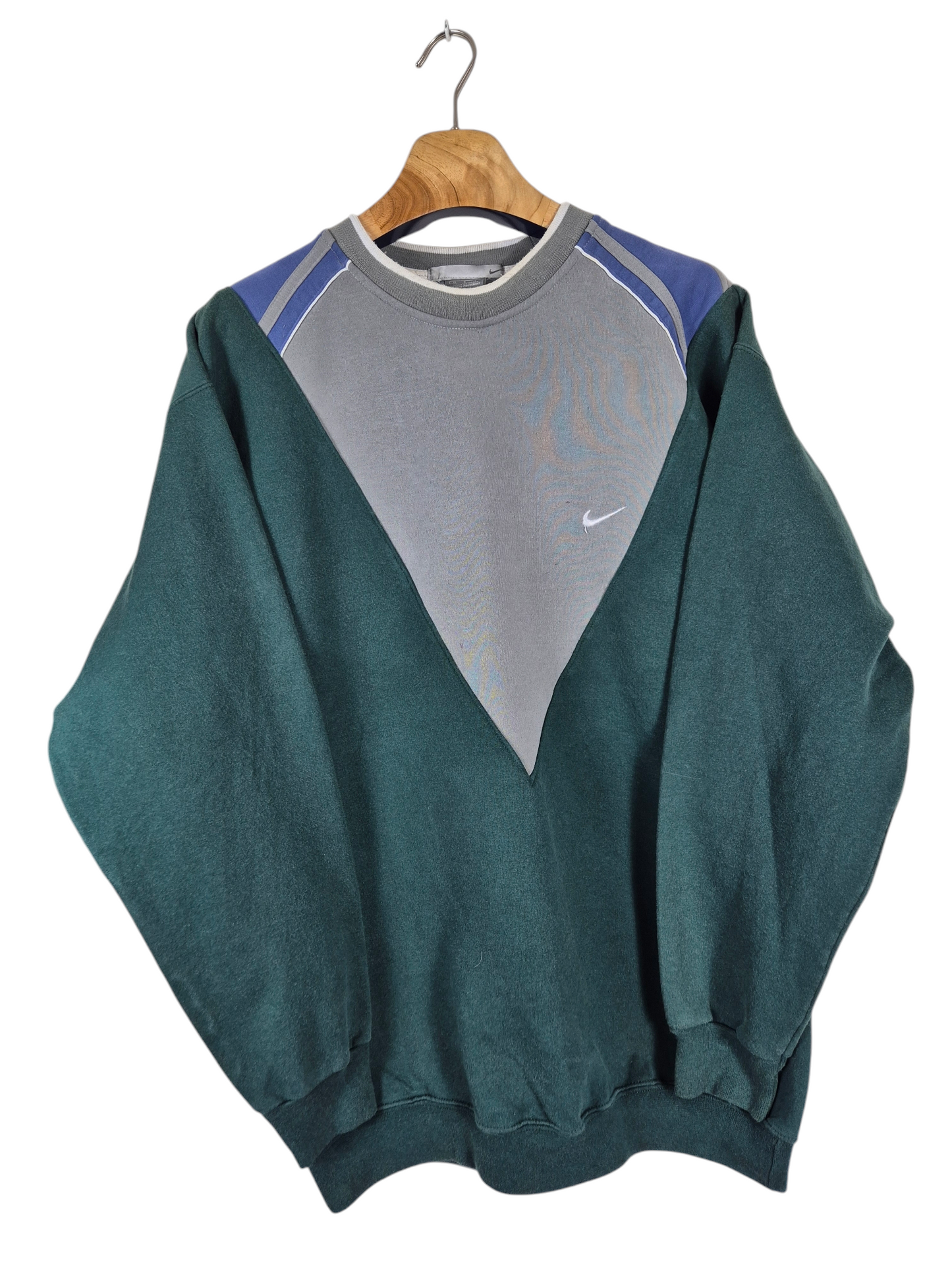 Nike chest swoosh sweater maat L