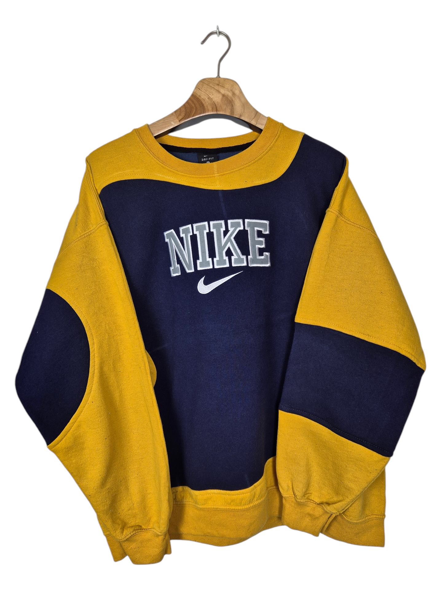 Nike spell out sweater maat XL