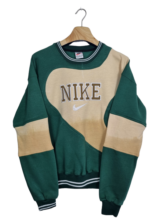 Nike 90s spell out sweater maat S