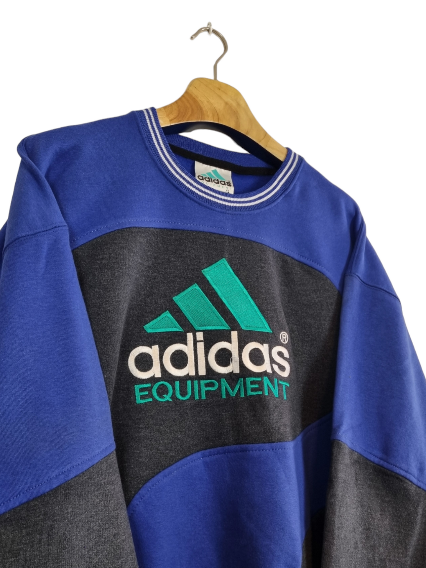 Adidas 90s equipment sweater maat M