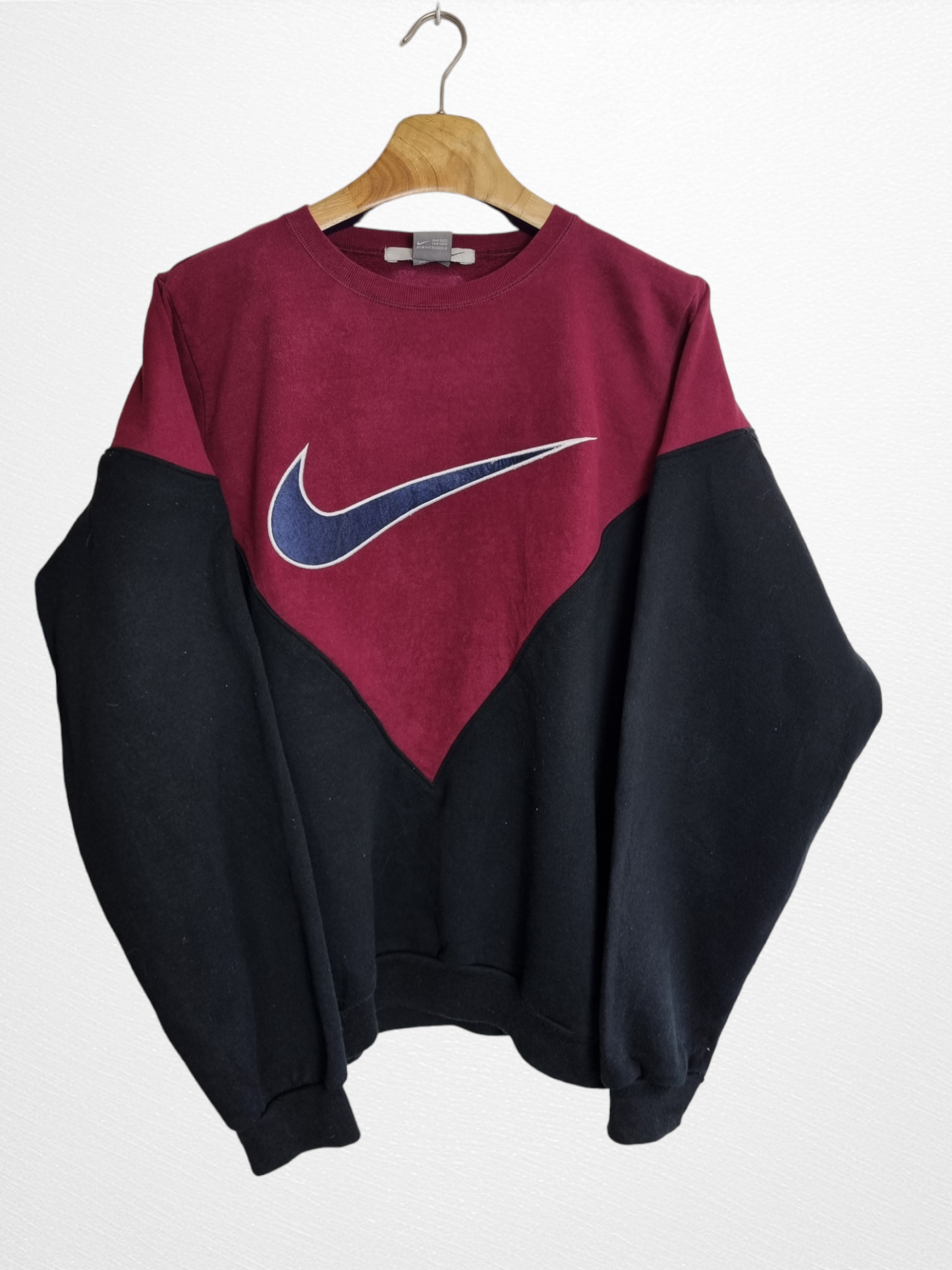 Nike big swoosh reworked sweater maat L