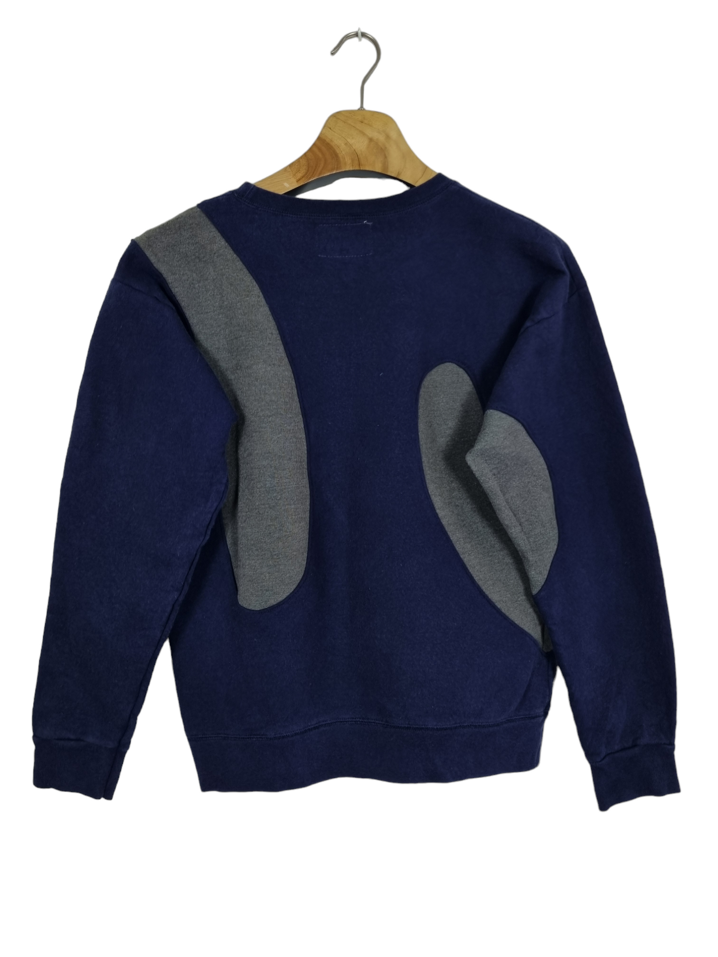 Champion chest logo sweater maat S