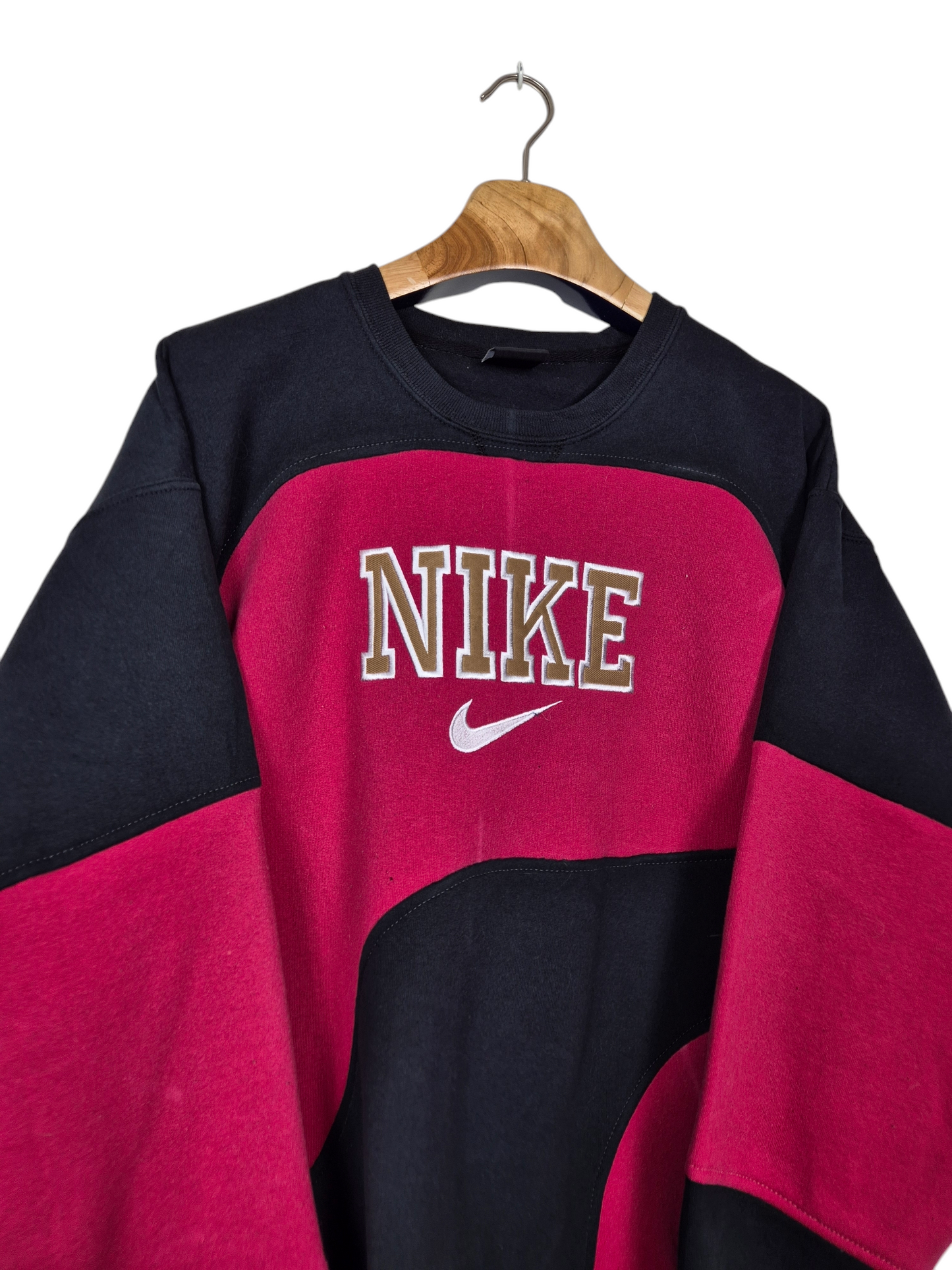 Nike spell out sweater maat L