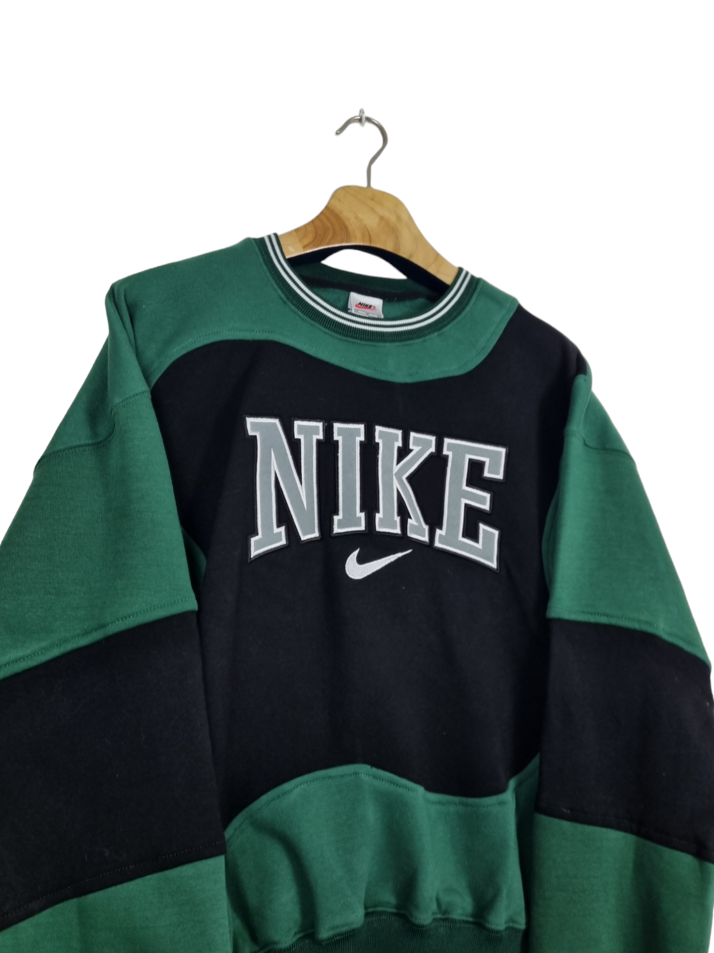 Nike 90s spell out sweater maat S