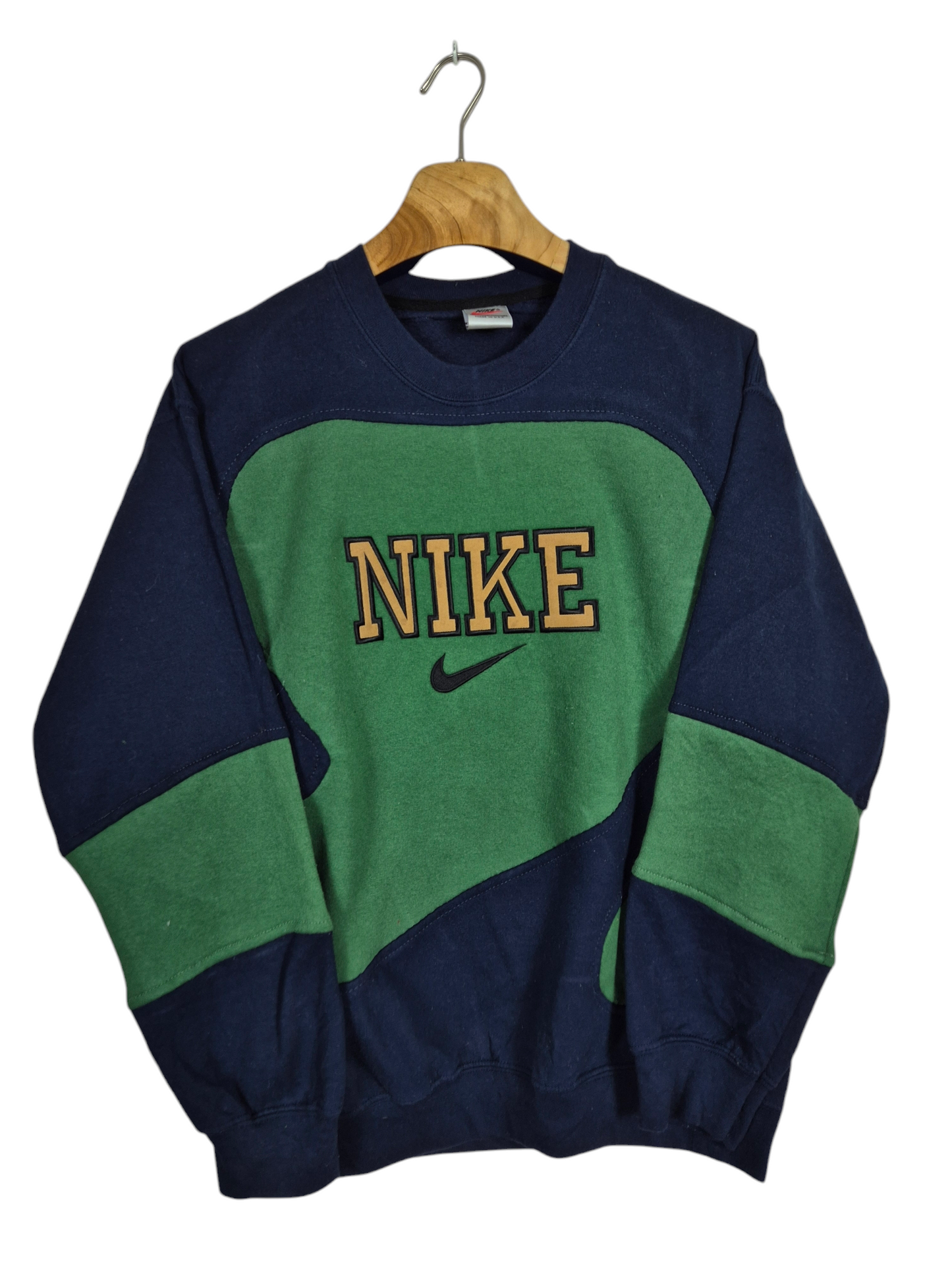 Nike 90s spell out sweater maat S