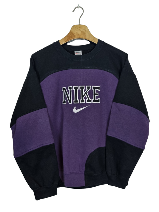 Nike 90s spell out sweater maat M