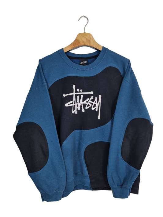 Stussy embroidered text sweatshirt maat L