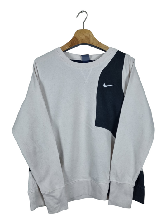 Nike chest swoosh sweater maat M