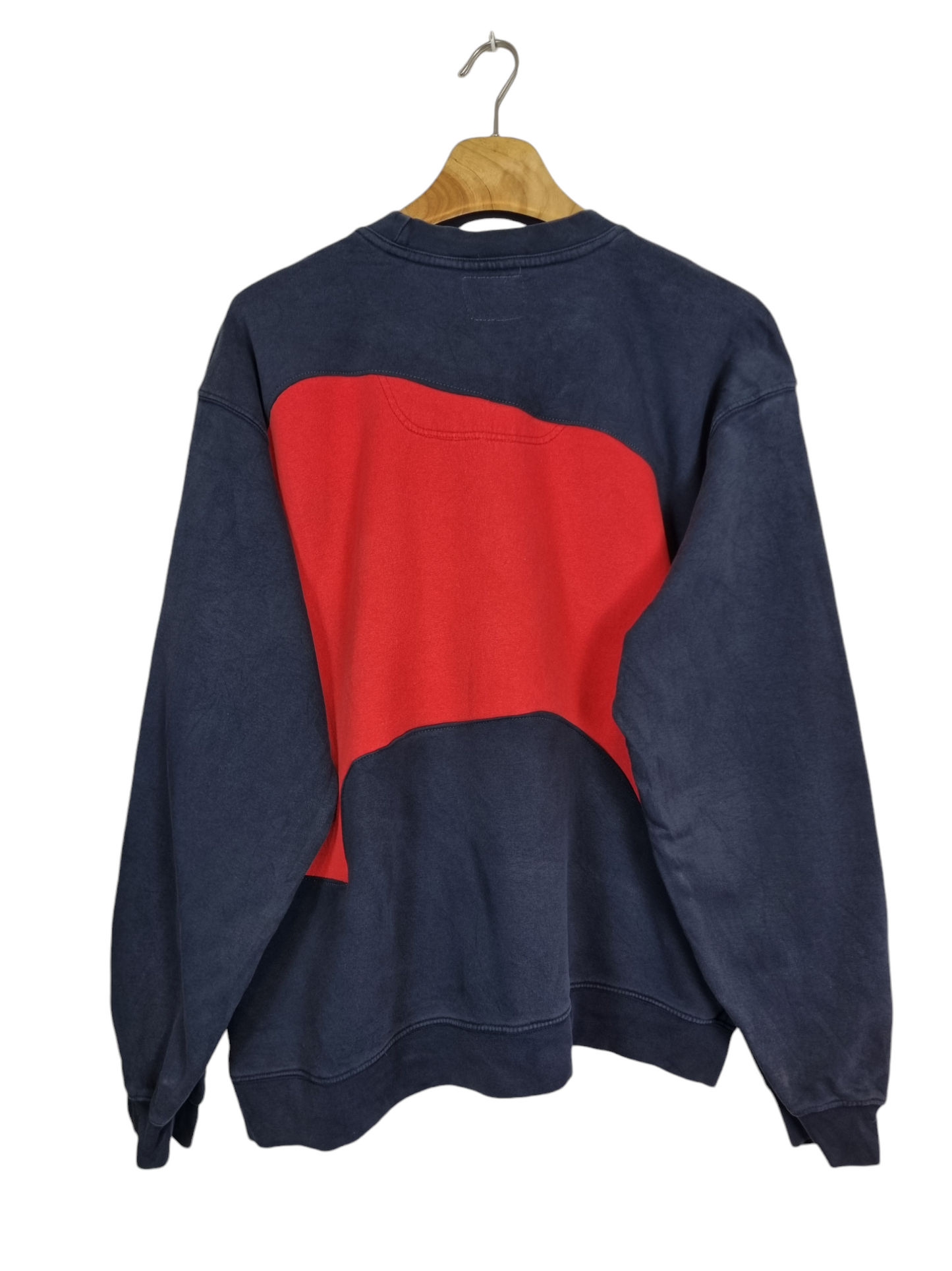 Champion chest logo sweater maat L