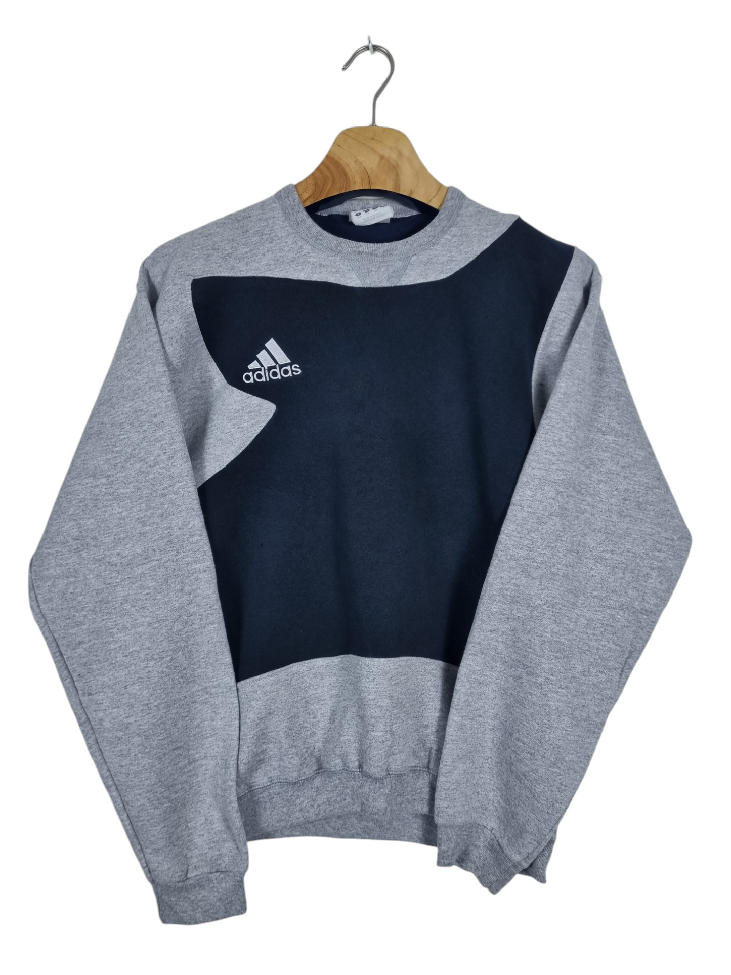 Adidas chest logo sweater maat S